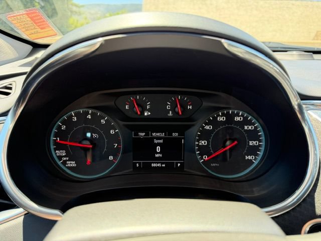 Used 2020 Chevrolet Malibu LT FWD image 12