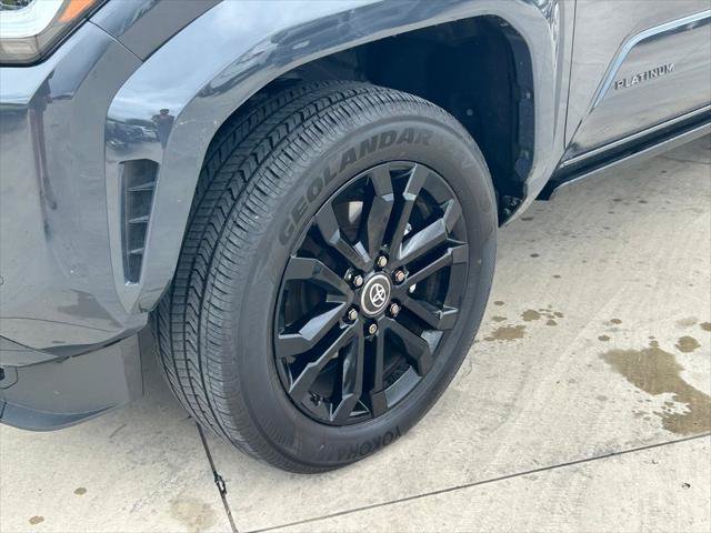 Certified 2025 Toyota 4Runner Platinum AWD/4WD image 9