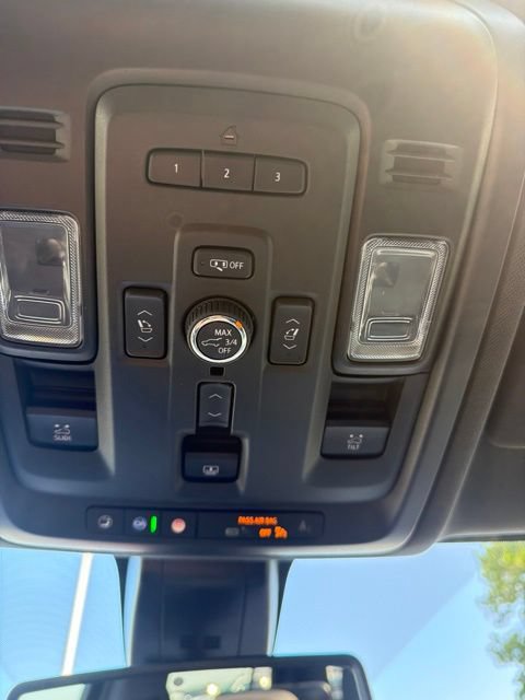 Used 2021 Chevrolet Tahoe RST w/ Luxury Package AWD/4WD image 20