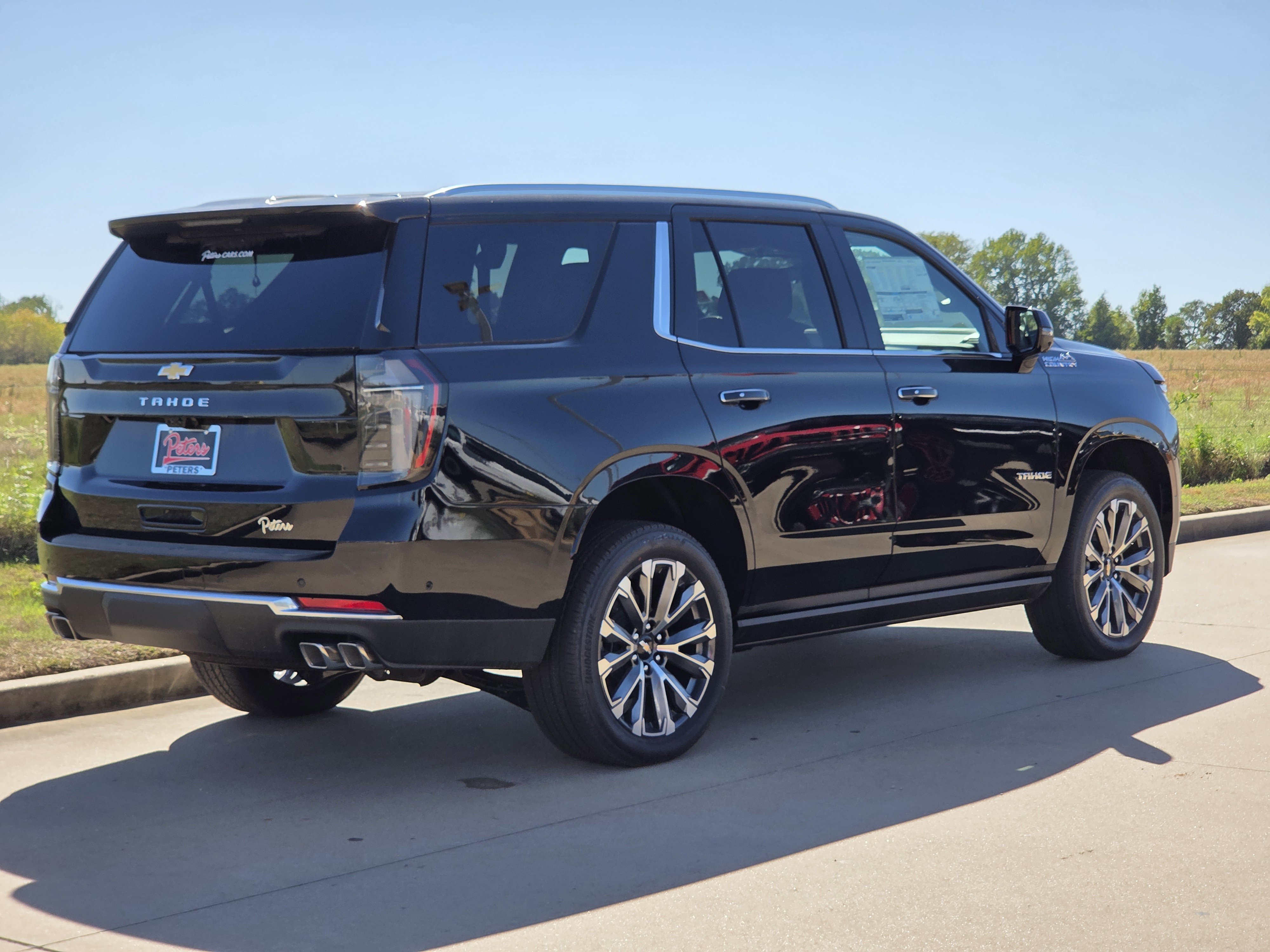 New 2026 Chevrolet Tahoe High Country AWD/4WD image 3