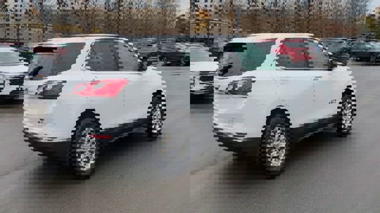 Certified 2019 Chevrolet Equinox LT w/ LPO, Blackout Package image 8