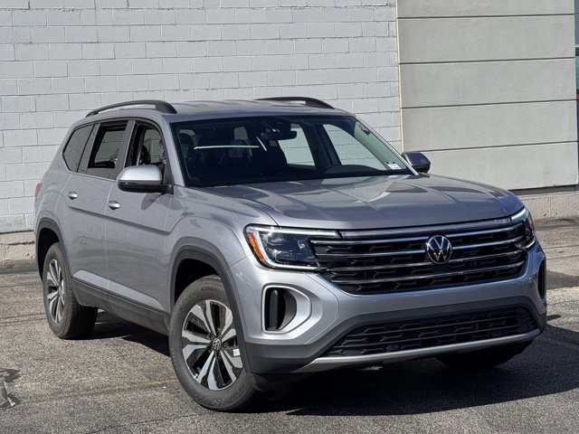New 2026 Volkswagen Atlas SE image 2