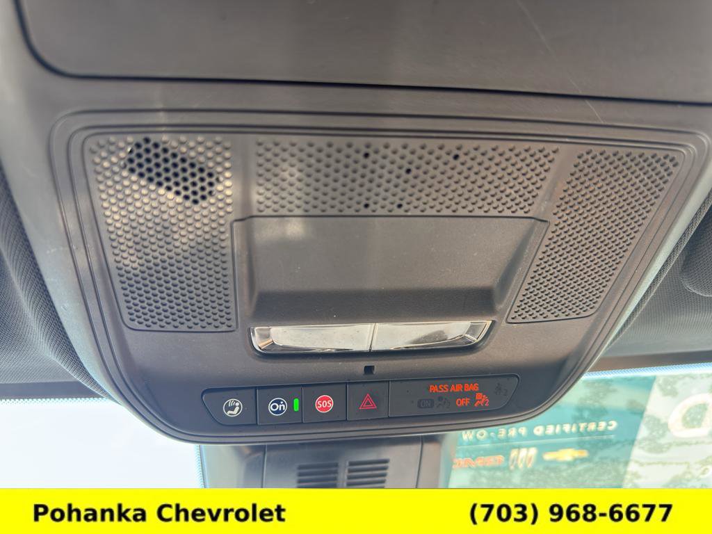 Used 2025 Chevrolet Equinox ACTIV AWD/4WD image 17