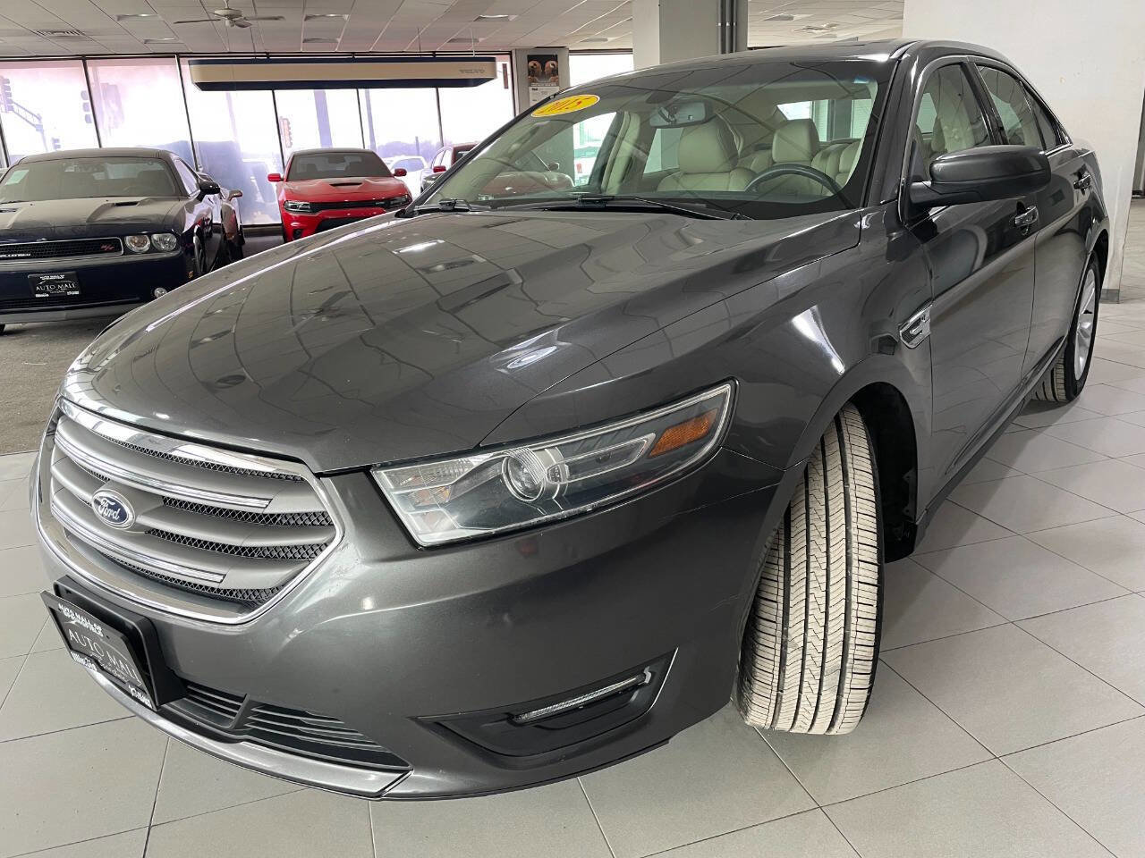 Used 2015 Ford Taurus SEL w/ Equipment Group 201A image 3
