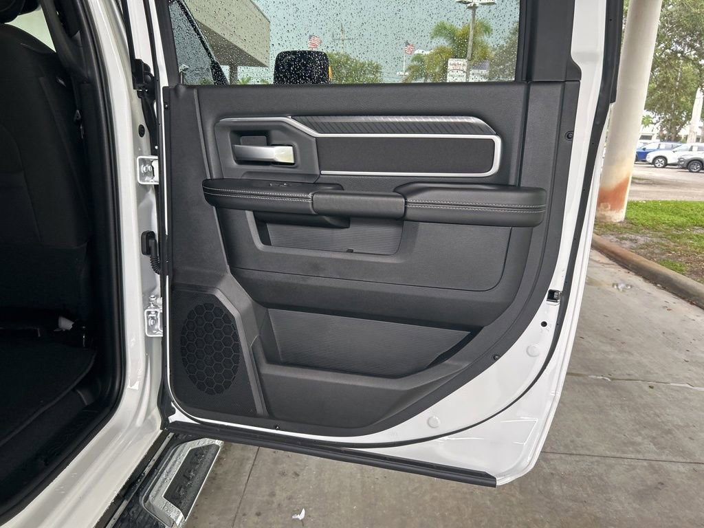 Used 2025 RAM 2500 Big Horn image 32