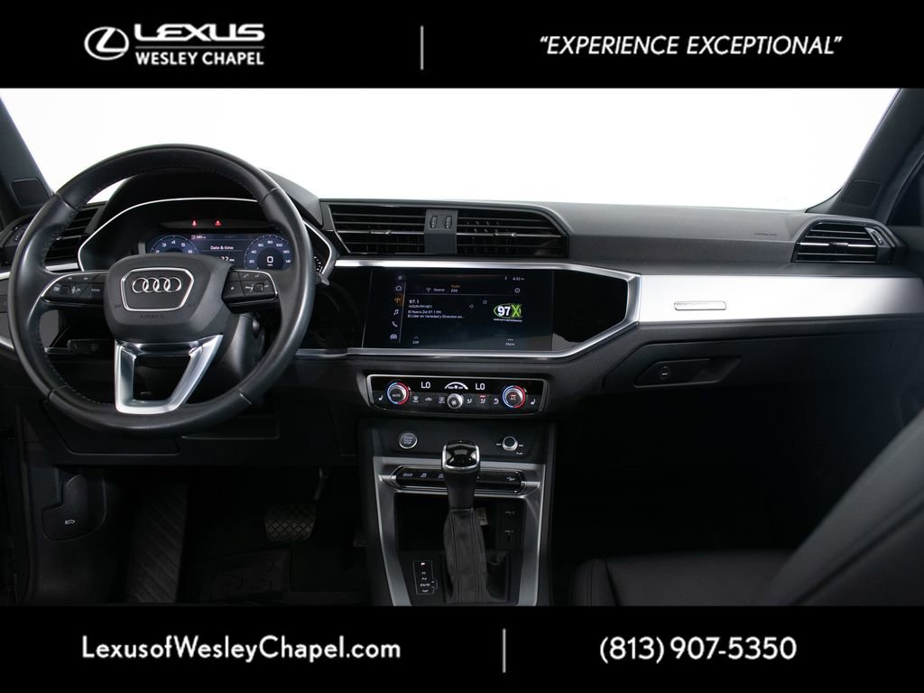 Used 2020 Audi Q3 2.0T Premium w/ Convenience Package AWD/4WD image 23