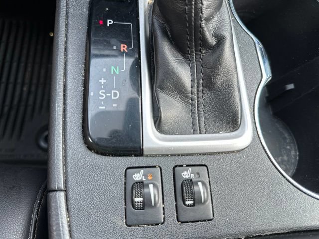 Used 2019 Toyota Highlander XLE AWD/4WD image 36