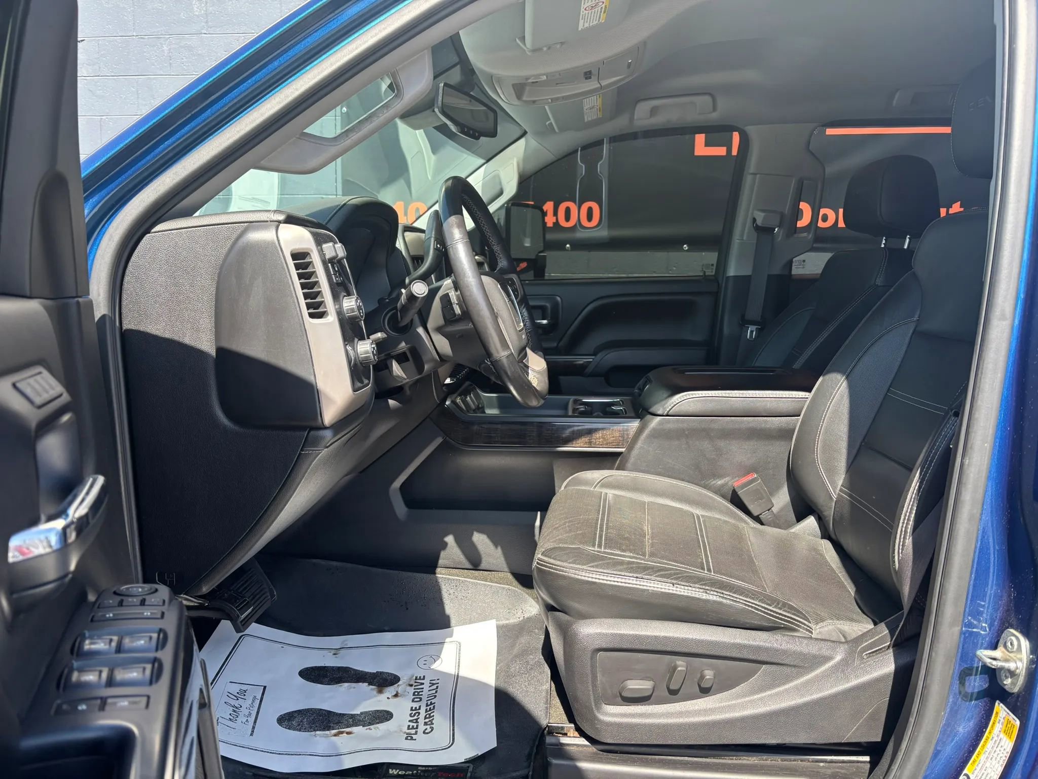 Used 2016 GMC Sierra 2500 Denali w/ Duramax Plus Package AWD/4WD image 17