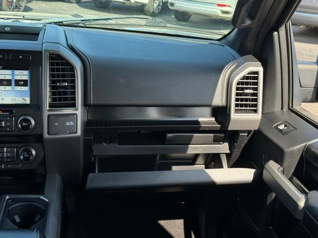 Certified 2018 Ford F150 Raptor w/ Equipment Group 802A Luxury image 34