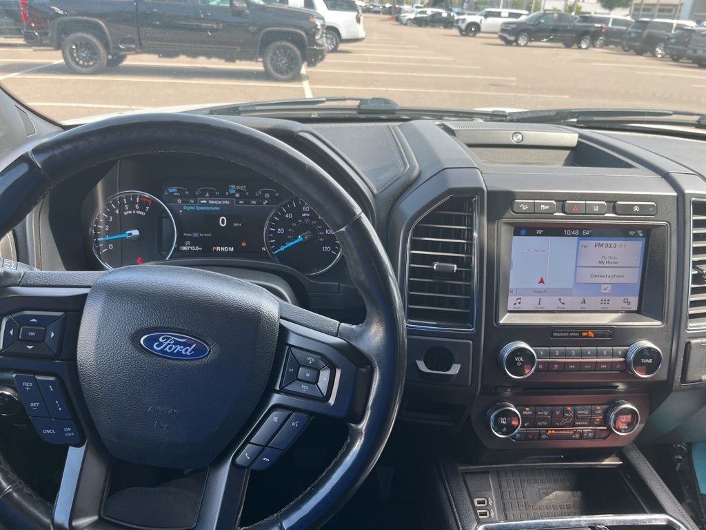 Used 2018 Ford Expedition Limited w/ Equipment Group 301A AWD/4WD image 9
