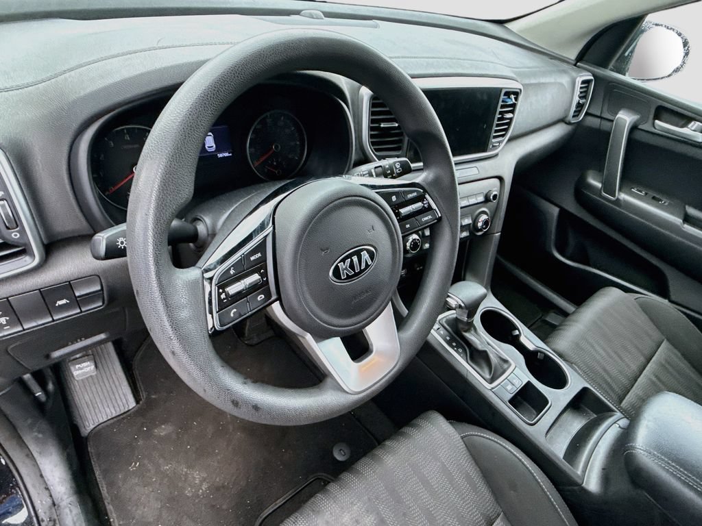 Used 2020 Kia Sportage LX FWD image 12