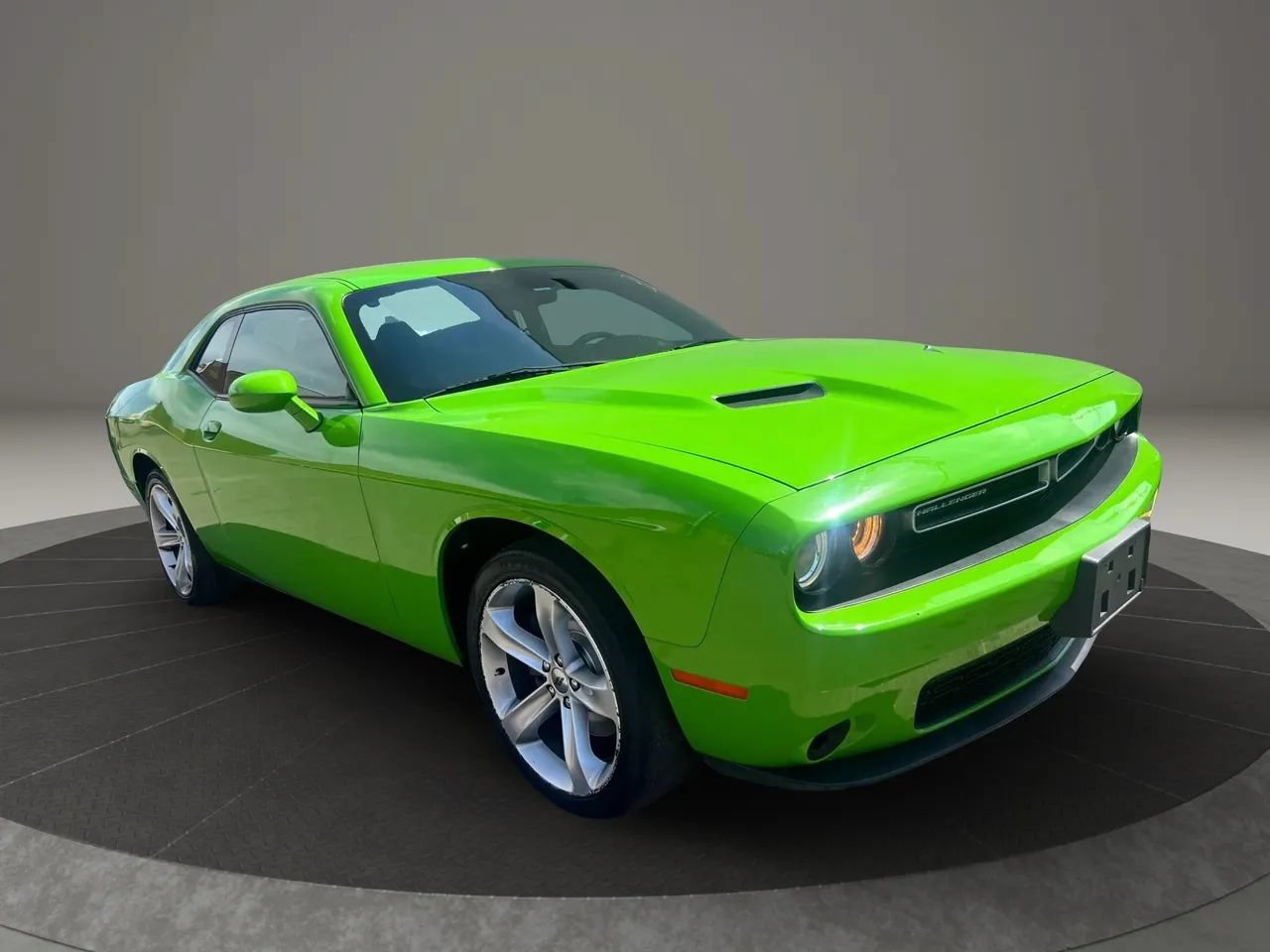 Used 2017 Dodge Challenger SXT w/ Super Sport Group (SS/T) RWD image 3