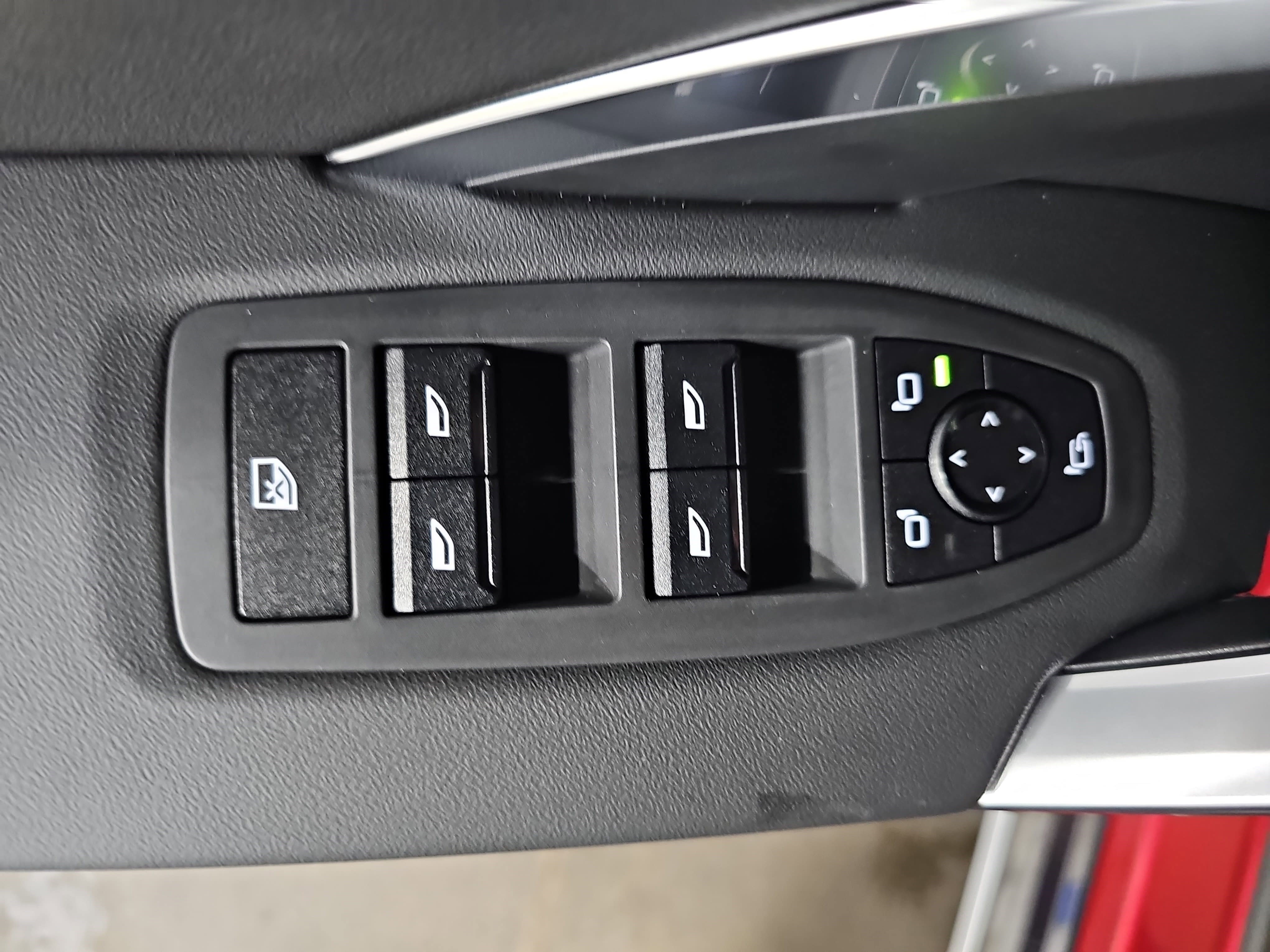 New 2026 BMW X1 xDrive28i w/ Technology Package image 29