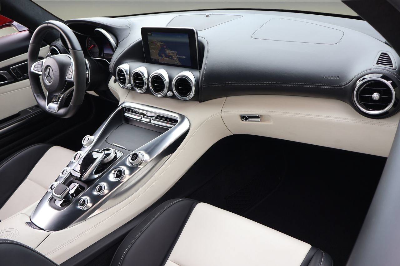 Used 2016 Mercedes-Benz AMG GT S image 13
