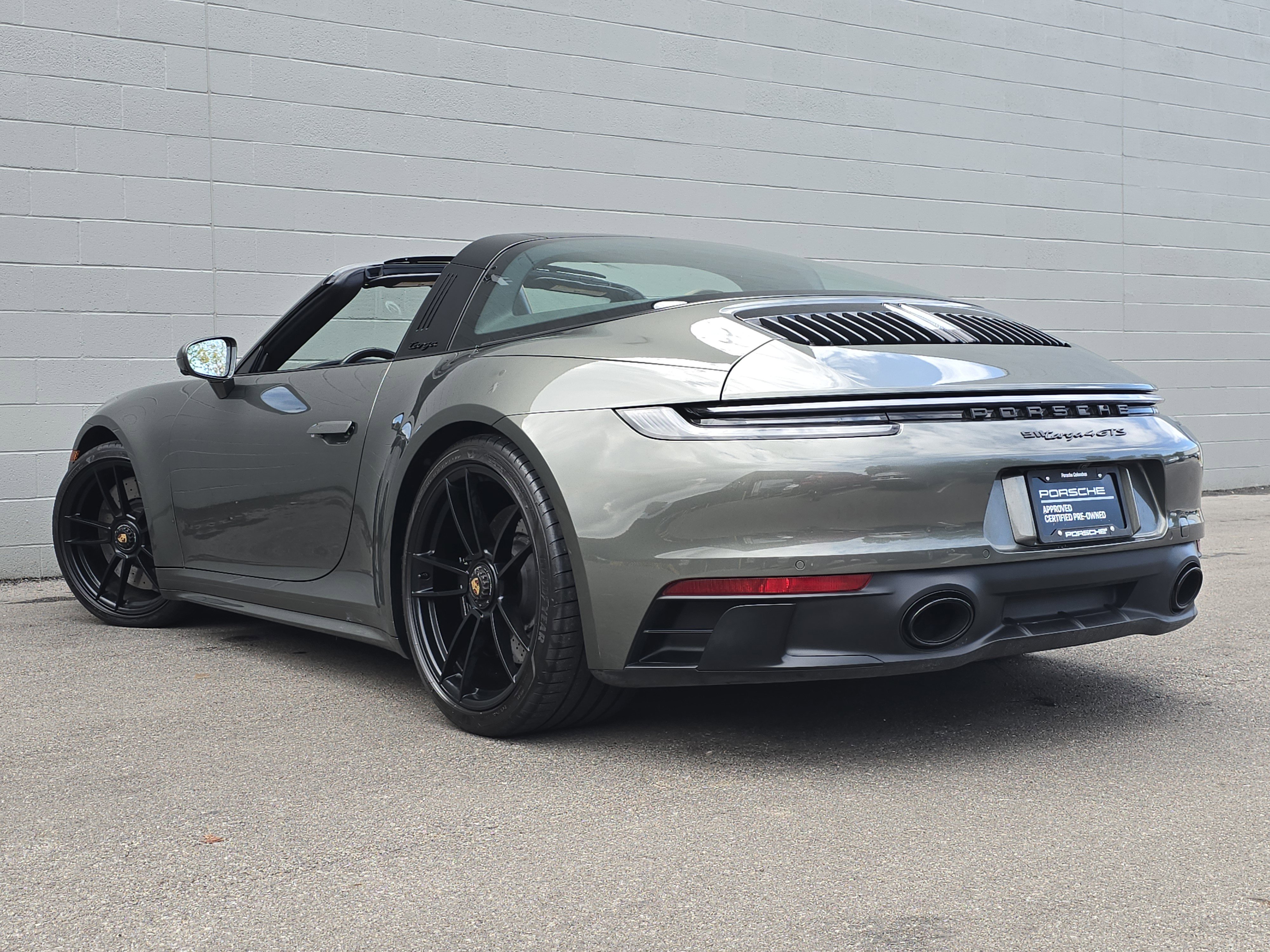 Certified 2023 Porsche 911 Targa 4 GTS image 3