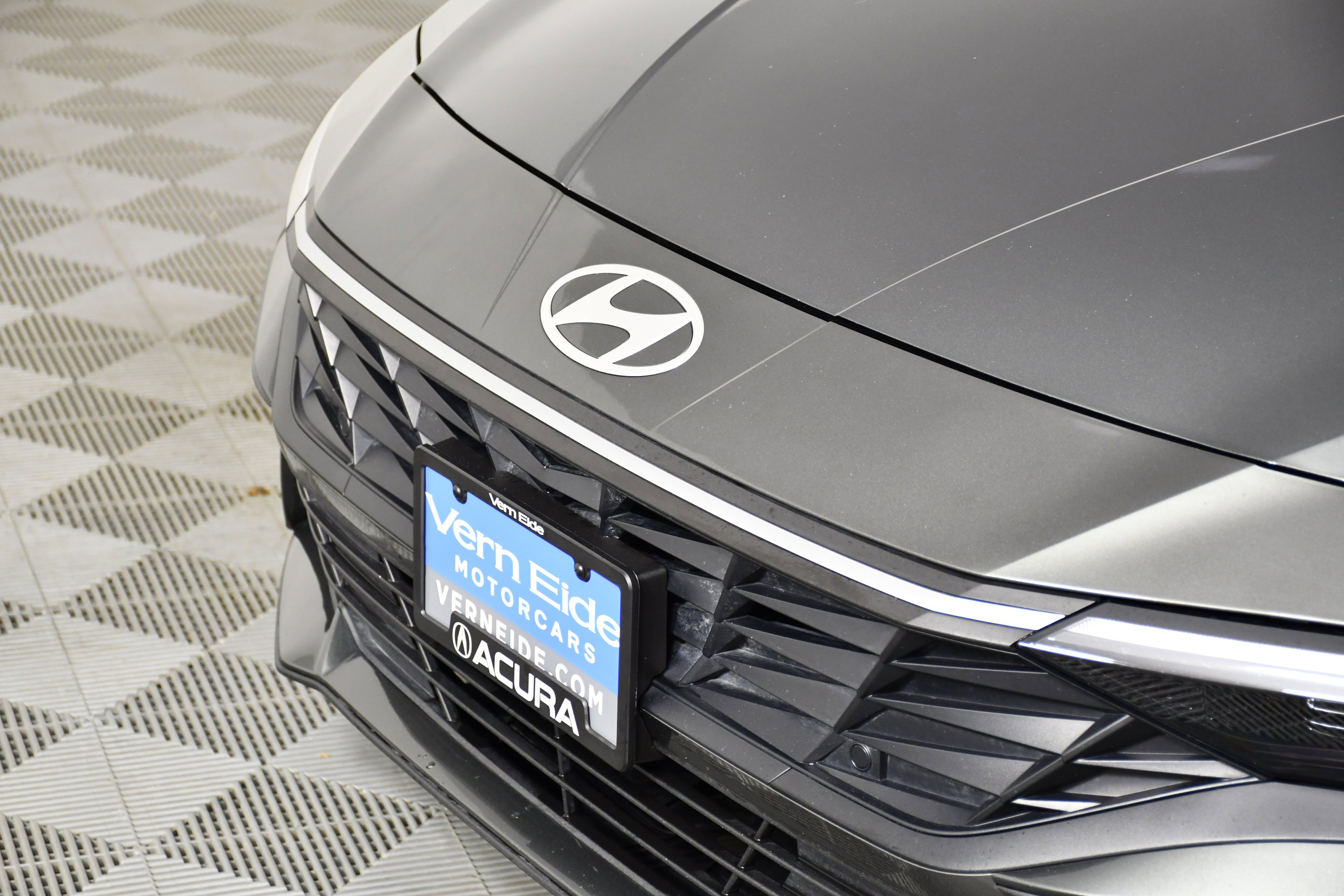 Used 2024 Hyundai Elantra SEL FWD image 11