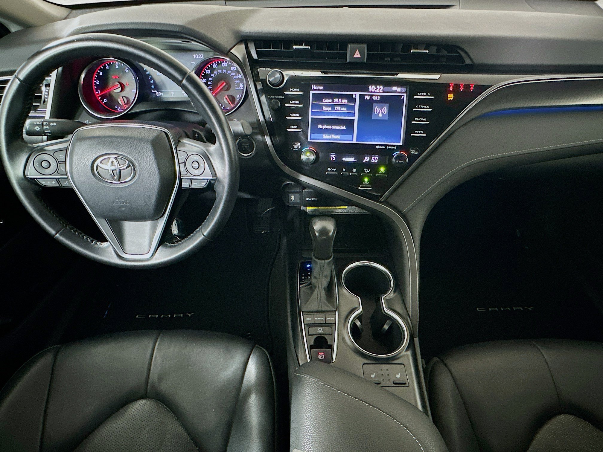Used 2020 Toyota Camry XSE FWD image 27