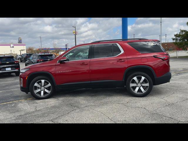 Used 2023 Chevrolet Traverse LT w/ LT Premium Package AWD/4WD image 30