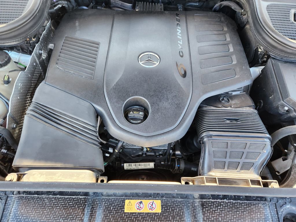 Used 2020 Mercedes-Benz GLS 450 4MATIC image 30