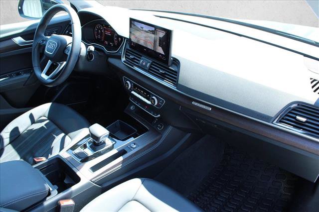 Used 2022 Audi Q5 2.0T Premium Plus w/ Premium Plus Package AWD/4WD image 25