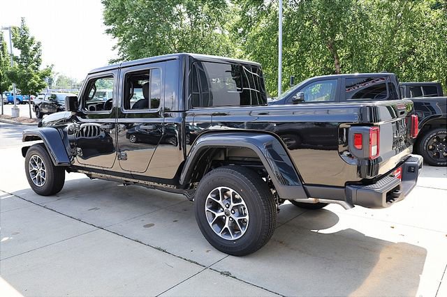 New 2025 Jeep Gladiator Sport image 6