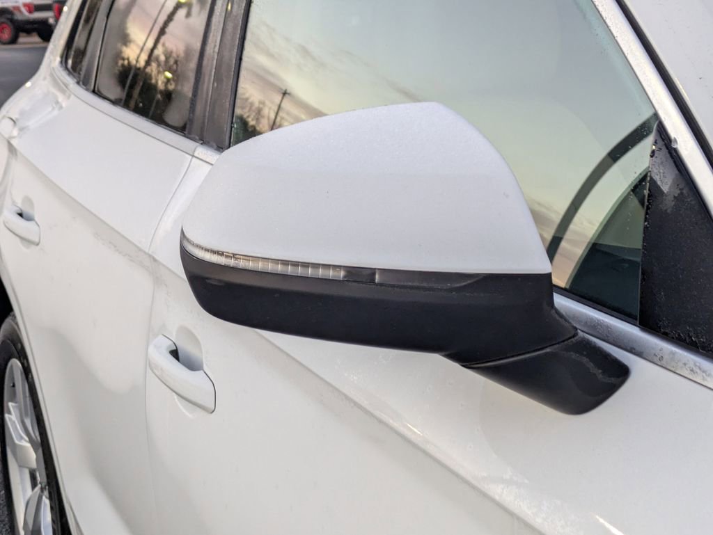 Used 2018 Audi Q5 2.0T Premium Plus w/ Premium Plus Package image 12