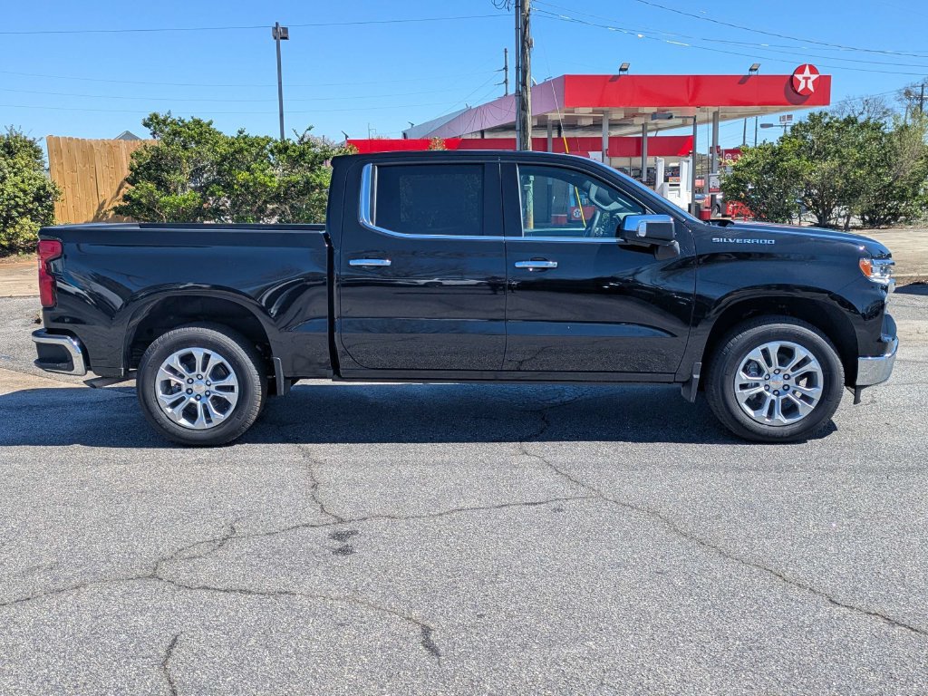 New 2026 Chevrolet Silverado 1500 LTZ RWD image 3