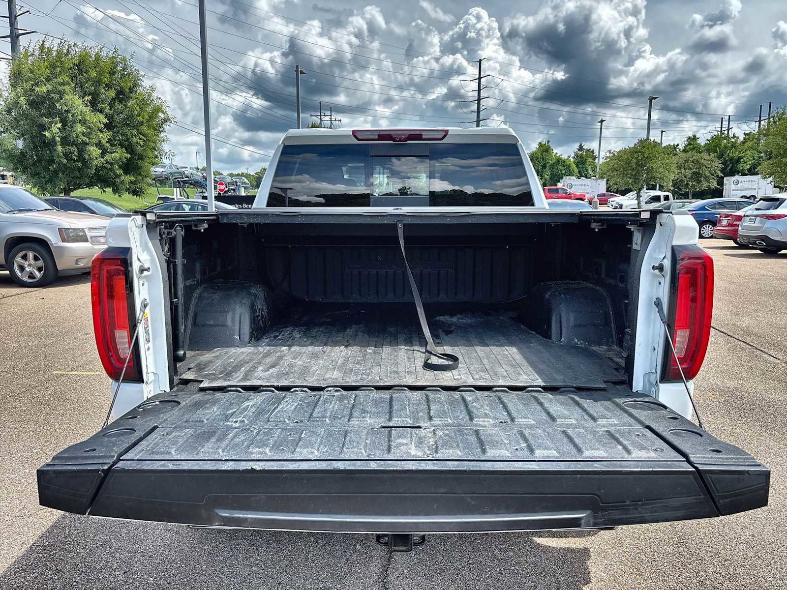 Used 2022 GMC Sierra 1500 Denali w/ Denali Reserve Package AWD/4WD image 17