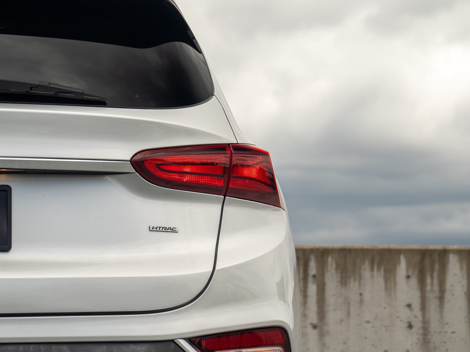 Used 2019 Hyundai Santa Fe SE AWD/4WD image 9