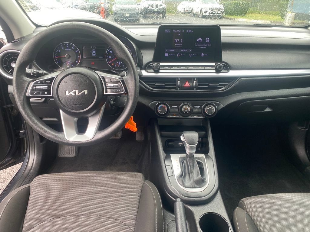 Used 2023 Kia Forte LXS image 12