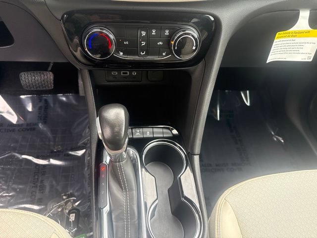 Used 2023 Buick Encore GX Preferred w/ Cold Weather Comfort Package FWD image 15