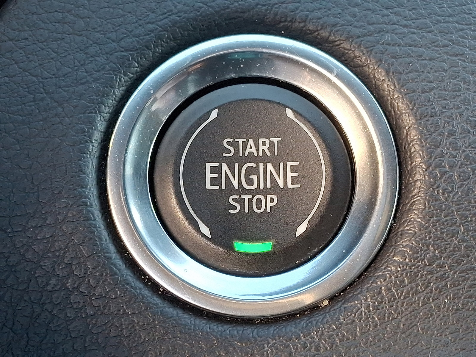 Used 2020 Cadillac XT4 Premium Luxury w/ Cold Weather Package image 22