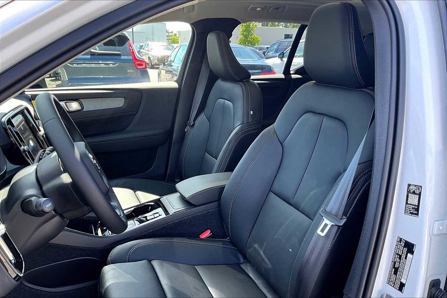 New 2026 Volvo XC40 B5 Plus w/ Protection Package Premier image 13