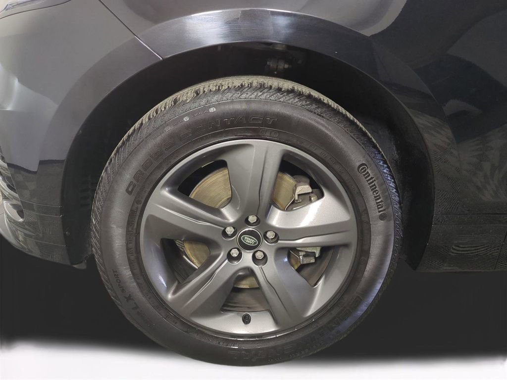 Used 2025 Land Rover Range Rover Velar Dynamic SE image 11