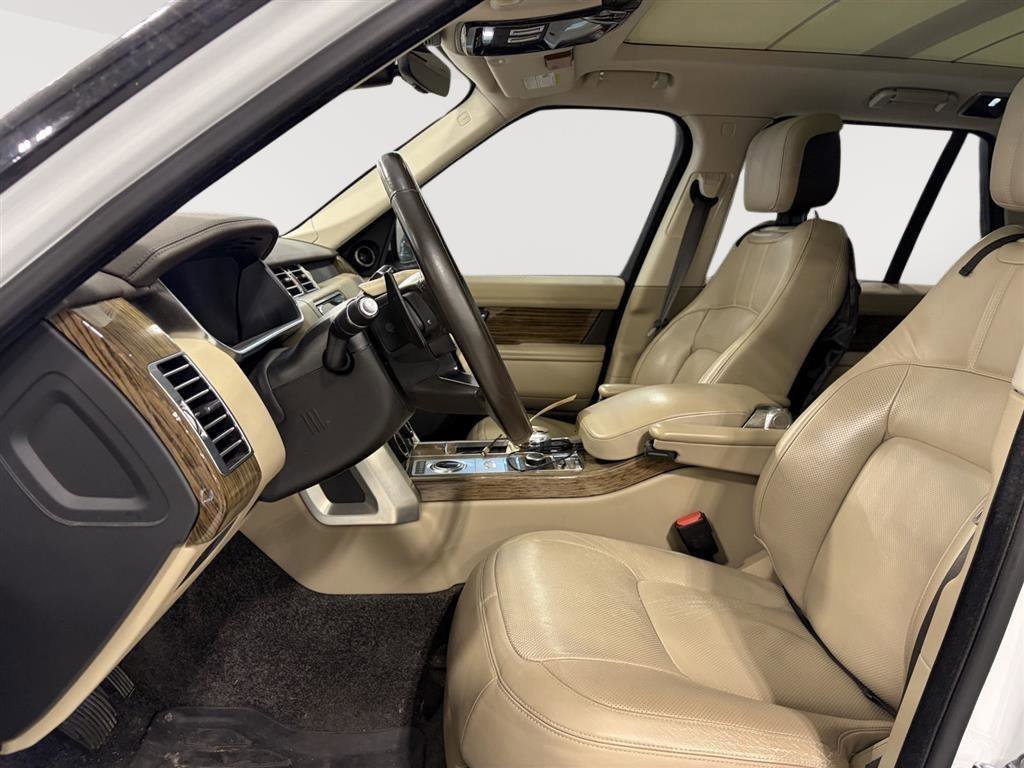 Used 2019 Land Rover Range Rover HSE AWD/4WD image 4