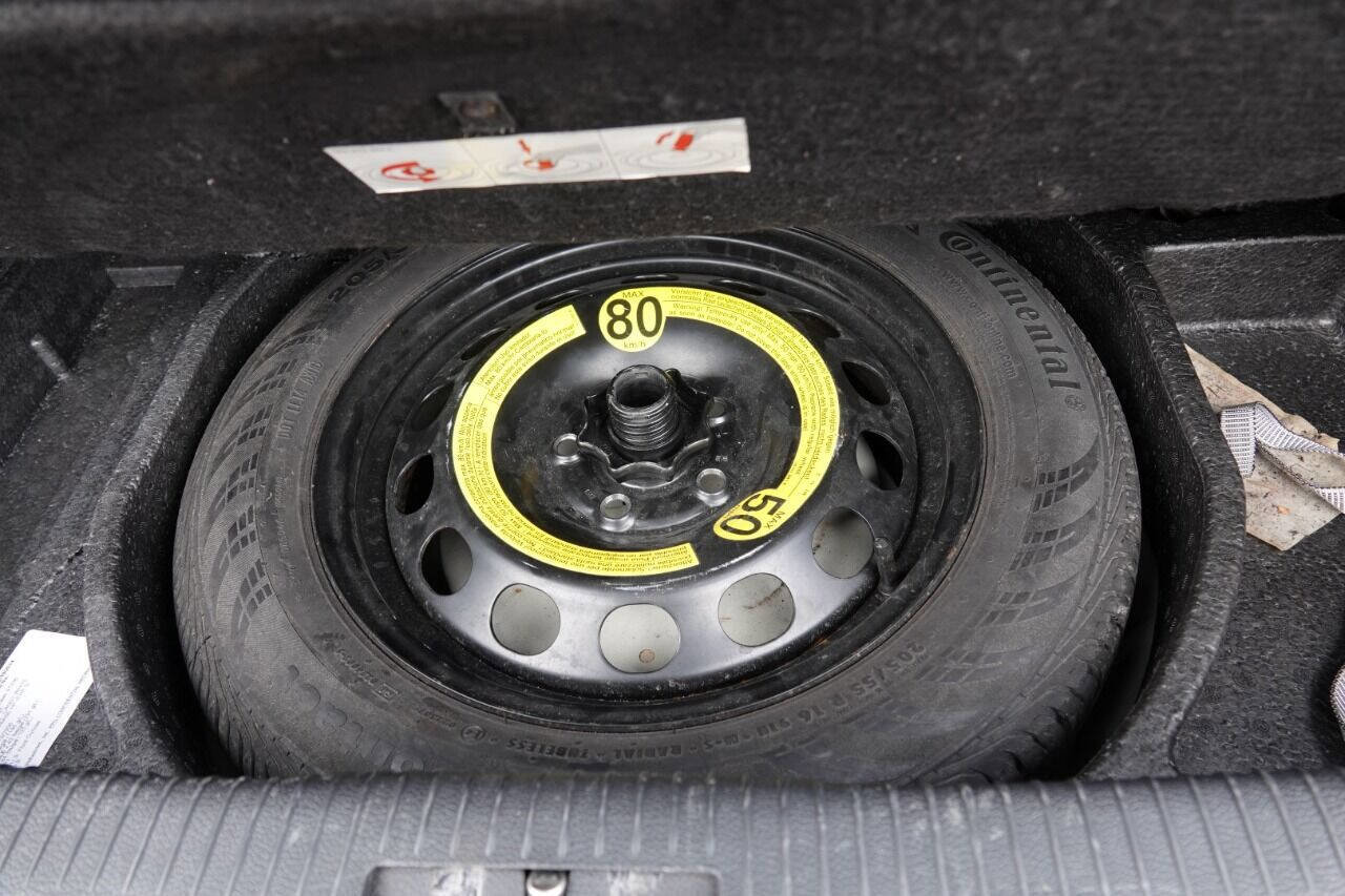 Used 2007 Volkswagen GTI 4-Door image 91