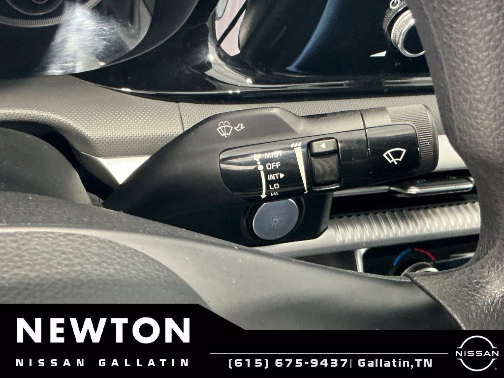 Used 2022 Kia K5 LXS FWD image 28