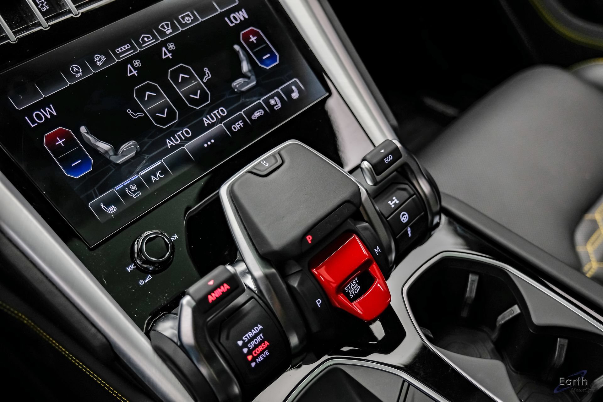 Used 2022 Lamborghini Urus AWD/4WD image 66
