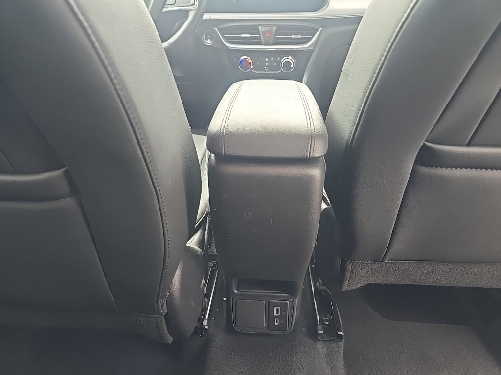 Used 2024 Buick Encore GX Sport Touring image 23