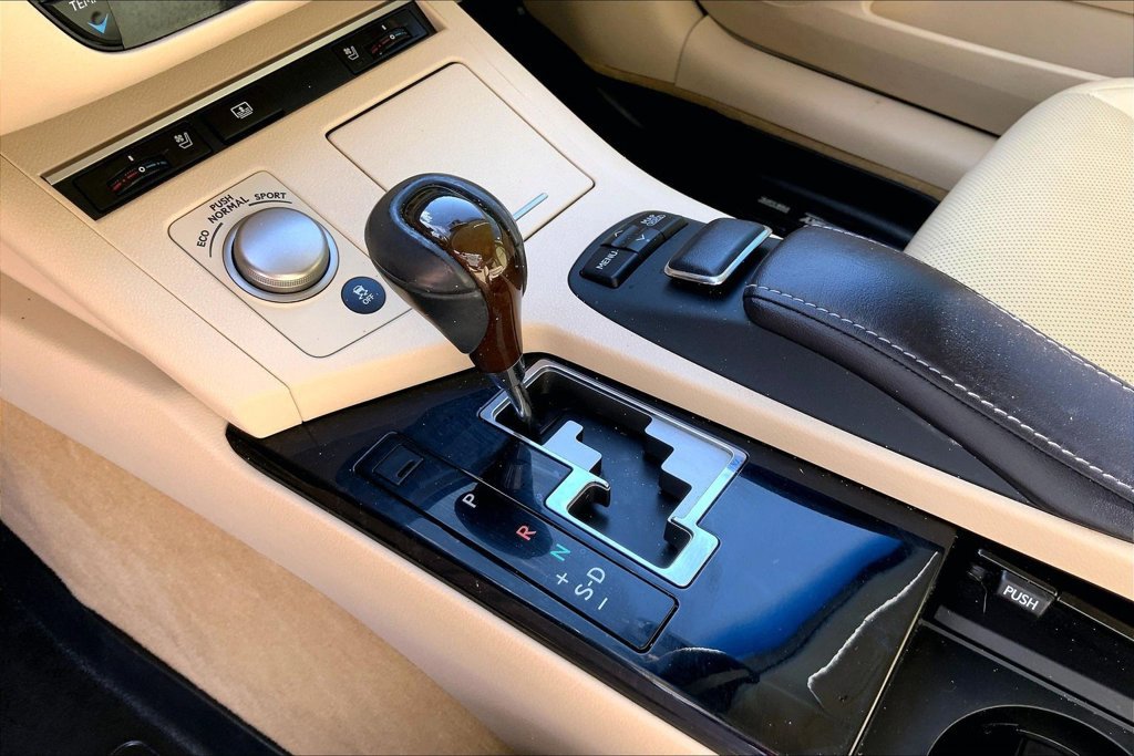 Used 2013 Lexus ES 350 w/ Luxury Pkg FWD image 13