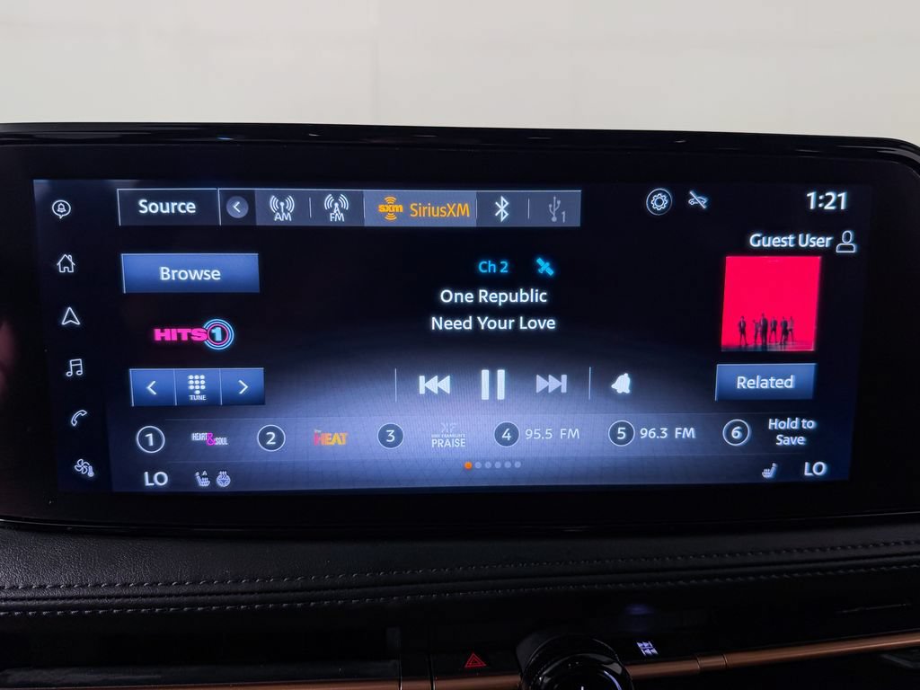 Certified 2023 Nissan Ariya AWD image 26
