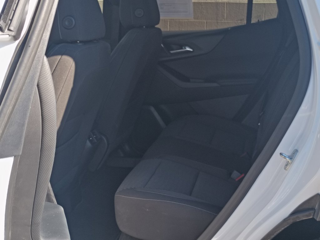 Used 2026 Chevrolet Equinox LT AWD/4WD image 17