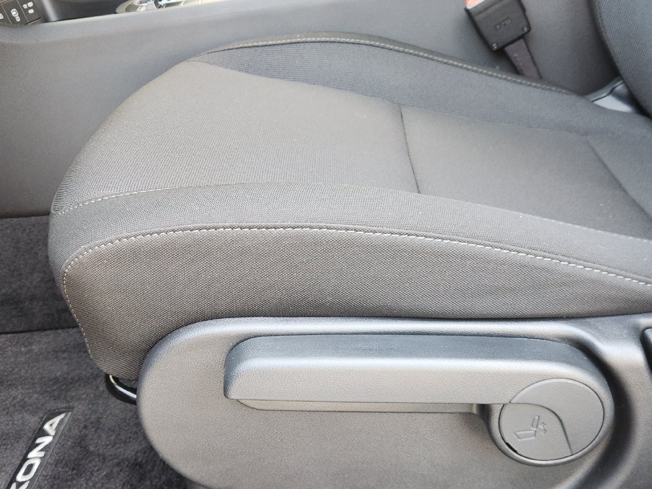 Used 2026 Hyundai Kona SE FWD image 22