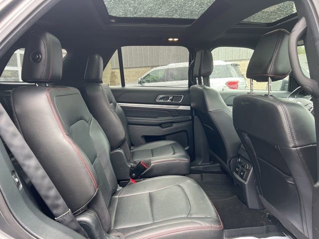 Used 2018 Ford Explorer Sport w/ Equipment Group 401A image 14