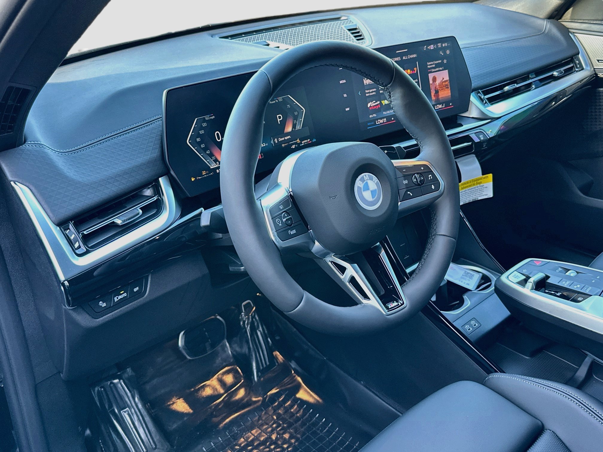 New 2026 BMW X2 xDrive28i w/ M Sport Package AWD/4WD image 7