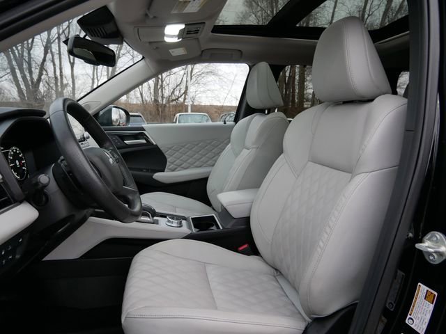 Used 2024 Mitsubishi Outlander SEL AWD/4WD image 15