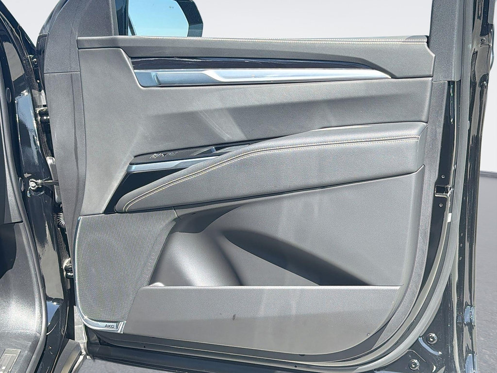 Certified 2025 Cadillac Escalade ESV Sport AWD/4WD image 28