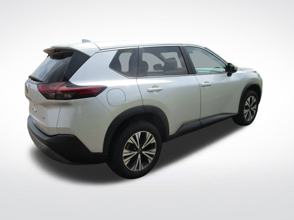 Used 2023 Nissan Rogue SV image 7