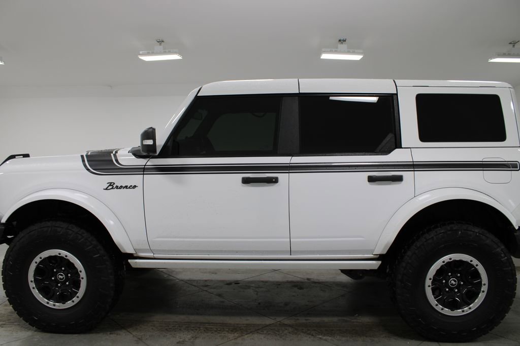 Used 2023 Ford Bronco Badlands image 6