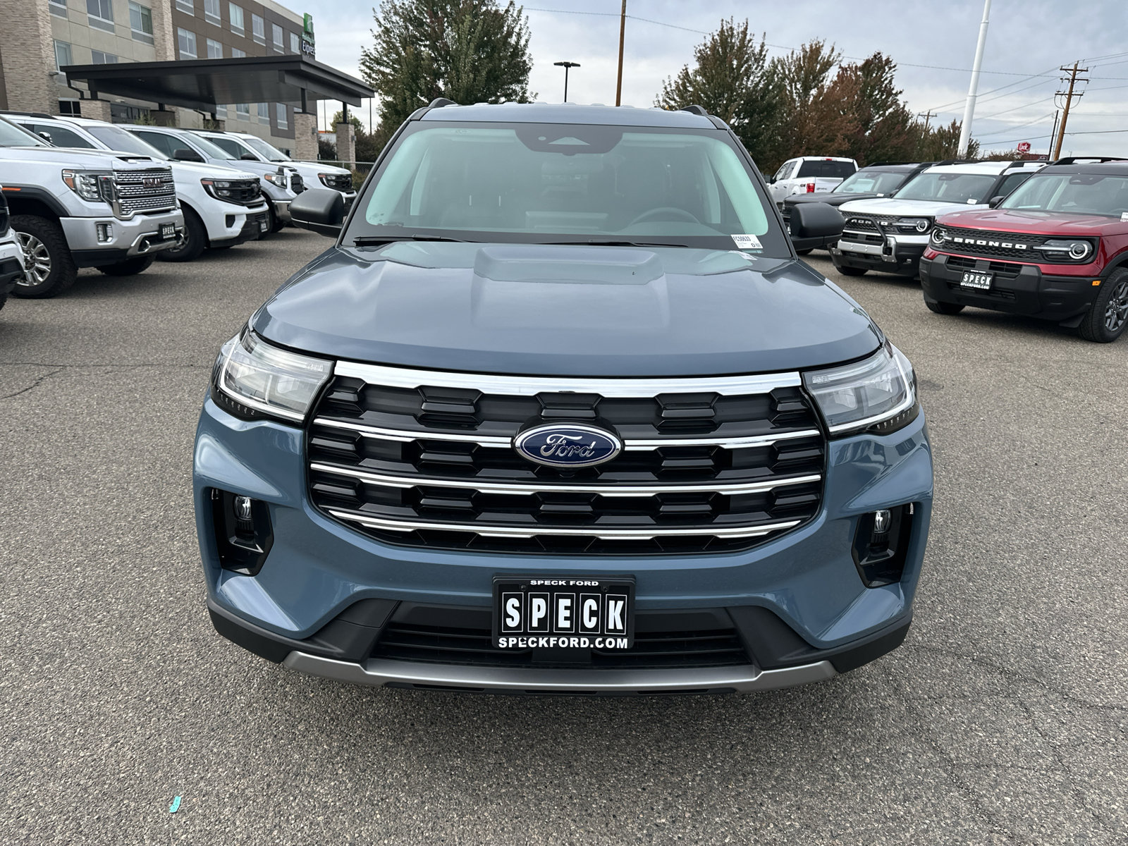 New 2026 Ford Explorer Active w/ Active Comfort Package AWD/4WD image 8